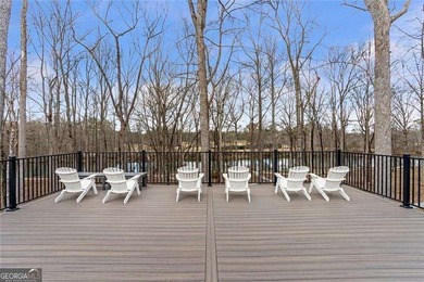 Welcome to this beautifully upgraded three-level townhouse - photo 48