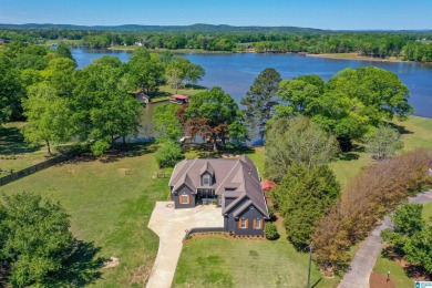 Lake Home For Sale in Sylacauga, Alabama
