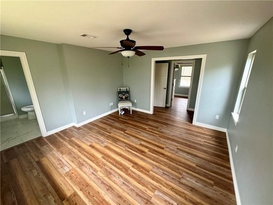 Secluded country living in Flint Ridge's gated community. 2,450 - photo 18
