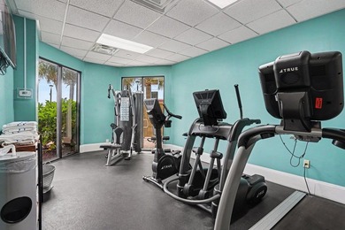 Direct oceanfront 2BR/2BA lock-out unit with awesome views and - photo 21
