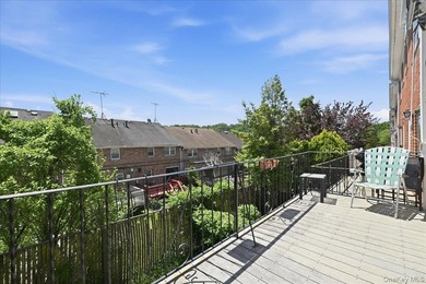 Well maintained three bedroom 1.5 bath triplex home with central - photo 22