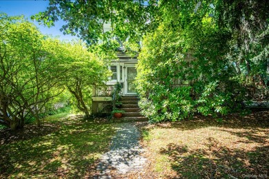 Location Location Location!!!! House is in need of a Total - photo 2