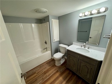 Secluded country living in Flint Ridge's gated community. 2,450 - photo 30