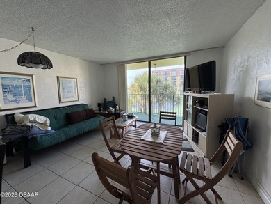 Beachside condominium with tons of amenities! This highly sought - photo 3