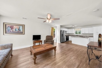 Welcome to 6425 Dogwood Way, a beautifully maintained home - photo 8