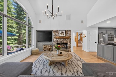 Timeless mountain lodge coupled with new mountain modern - photo 15