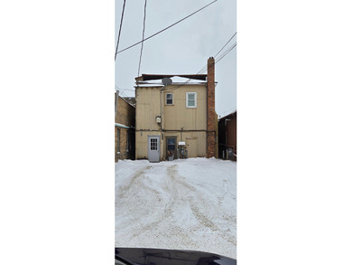 Prime downtown commercial building offering 1,892 sq ft of - photo 24