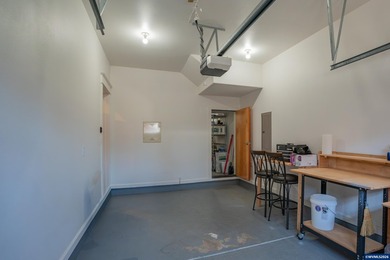 Rare opportunity to own a stunning furnished lakefront townhome - photo 30