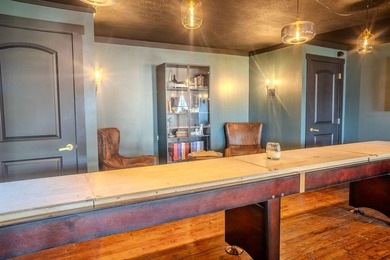 Opportunity for Lease or Purchase. This building has tremendous - photo 37