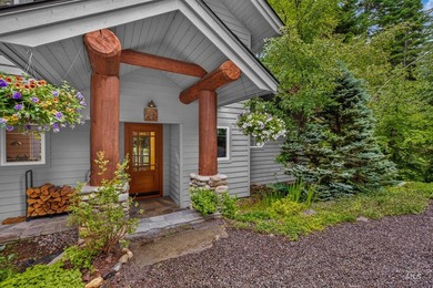 Timeless mountain lodge coupled with new mountain modern - photo 45
