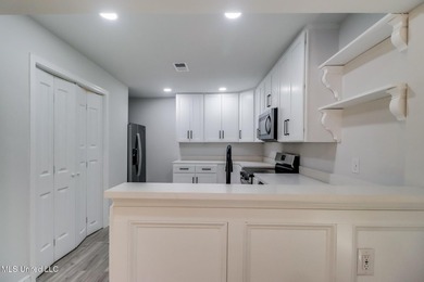 Welcome to your dream home! This beautiful smart home is - photo 5
