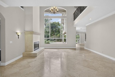 Located on a private cul-de-sac lakefront lot in the exclusive - photo 4