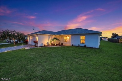 This beautifully built 2024 home offers 3 bedrooms, 2 bathrooms - photo 1