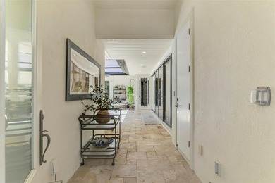 RARE VENICE ISLAND COURTYARD ESTATE WITH PRIVATE CASITA & - photo 10