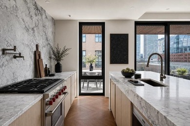 PENTHOUSE INCLUDES PRIVATE ROOFDECK WITH HEATED POOL, OUTDOOR - photo 5