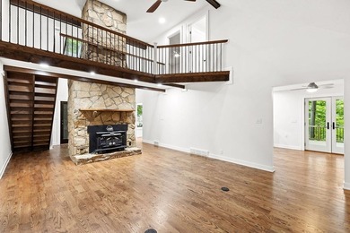 Beautifully renovated lakefront contemporary home, complete with - photo 11