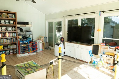 Wake up to peaceful waterfront views and spend your evenings on - photo 18