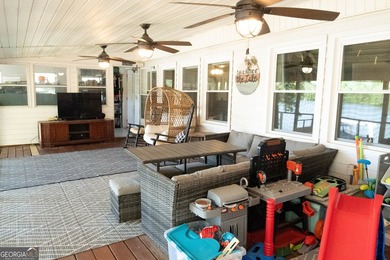 Wake up to peaceful waterfront views and spend your evenings on - photo 24