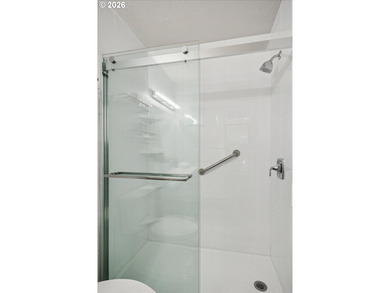 Charming, light-filled condo in the heart of Goose Hollow. This - photo 26