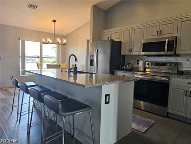 Picture-Perfect Estate in a Prime Location with Transferable VA - photo 7