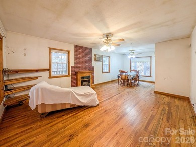 Welcome to 77 Griffith Branch Road, a peaceful mountain retreat - photo 7