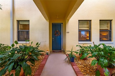 Luxury Waterfront Living with Direct Sailboat Access! Welcome to - photo 5