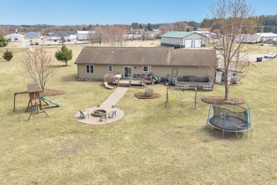 Beautifully updated 4-bedroom, 3 full-bath home on 2.54 acres in - photo 1