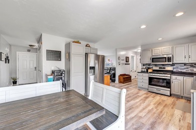 Beautifully updated 4-bedroom, 3 full-bath home on 2.54 acres in - photo 8