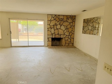 This 2-bedroom, 2-bathroom property offers genuine potential in - photo 2