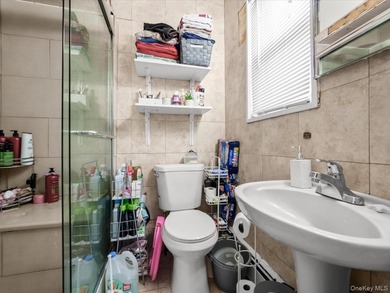 One of a Kind, Excellent property with opportunities for a large - photo 8