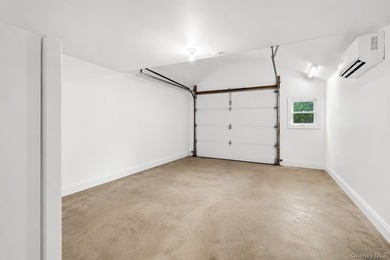 Welcome to this Beautiful 4- Bedroom, 2.5 Bath Colonial South of - photo 11