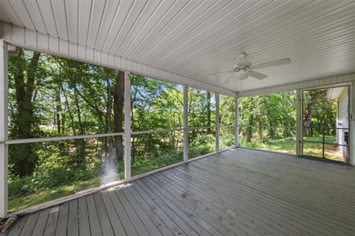 This beautiful 4 bedroom 2.5 bath home offers the perfect - photo 20