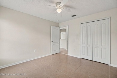 Fantastic beach side charmer, just a stone's throw to the ocean - photo 20