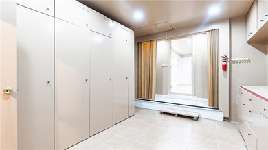 Welcome to prestigious 5449 E. Fairbrook St, Long Beach, CA - photo 21