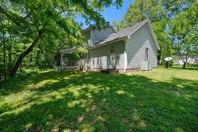 This beautiful 4 bedroom 2.5 bath home offers the perfect - photo 22