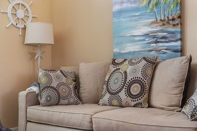 Immaculately maintained and offering more than 2,200 square feet - photo 5