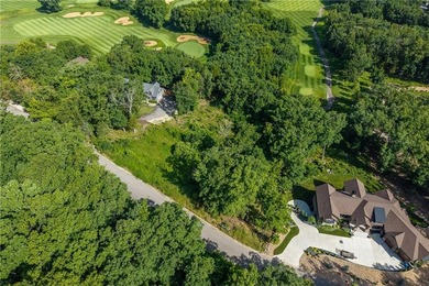 LAKE OF THE OZARKS:Nestled in the prestigious Old Kinderhook, an - photo 9