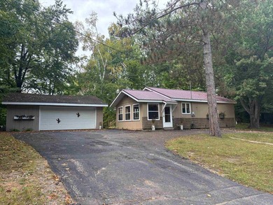 Smoke Lake Home For Sale in Townsend Wisconsin