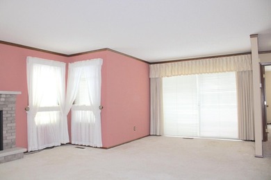 Welcome home to comfortable, convenient, and carefree living in - photo 5