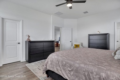 THIS HOME HAS IT ALL! Why wait to build when you can move right - photo 16