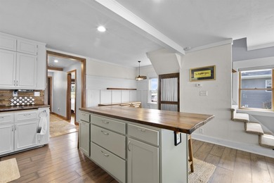 Lake life awaits! Enjoy 120' of prime Lake Winnebago frontage - photo 8