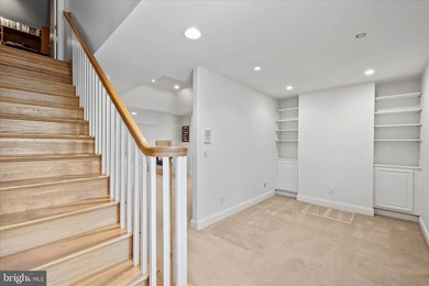 Welcome to 1 Eagle Way, a distinguished residence situated on a - photo 27