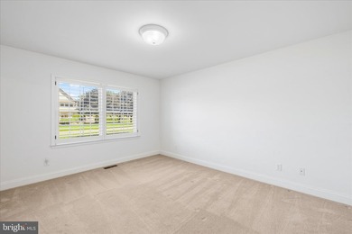 Welcome to 1 Eagle Way, a distinguished residence situated on a - photo 34