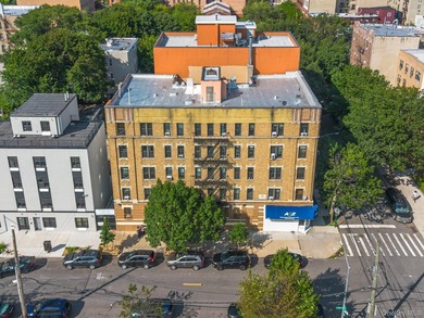 Opportunity awaits in East Tremont, The Bronx! Enjoy a - photo 1