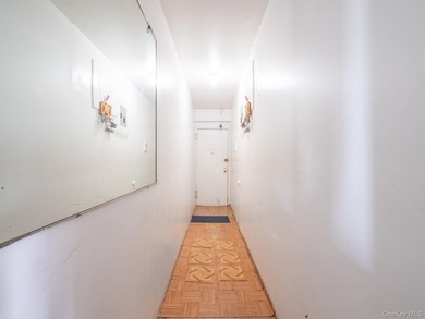 Opportunity awaits in East Tremont, The Bronx! Enjoy a - photo 6