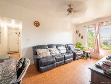 Opportunity awaits in East Tremont, The Bronx! Enjoy a - photo 10
