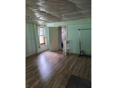 4-bedroom, 2-bath mobile home with beautiful views of and access - photo 11