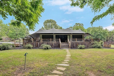 Welcome to Karoo Lodge and Cabins at Smith Mountain Lake. This - photo 10