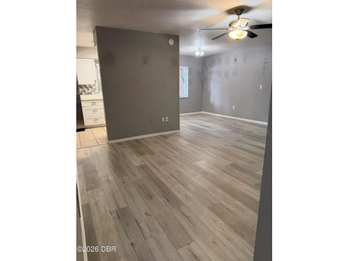 Look no further than this beautiful 3-bedroom, 2-bathroom home - photo 9