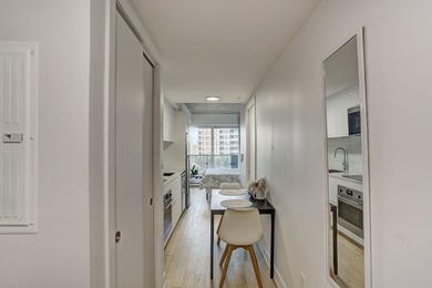  Condo For Sale in Montréal (Le Sud-Ouest) 